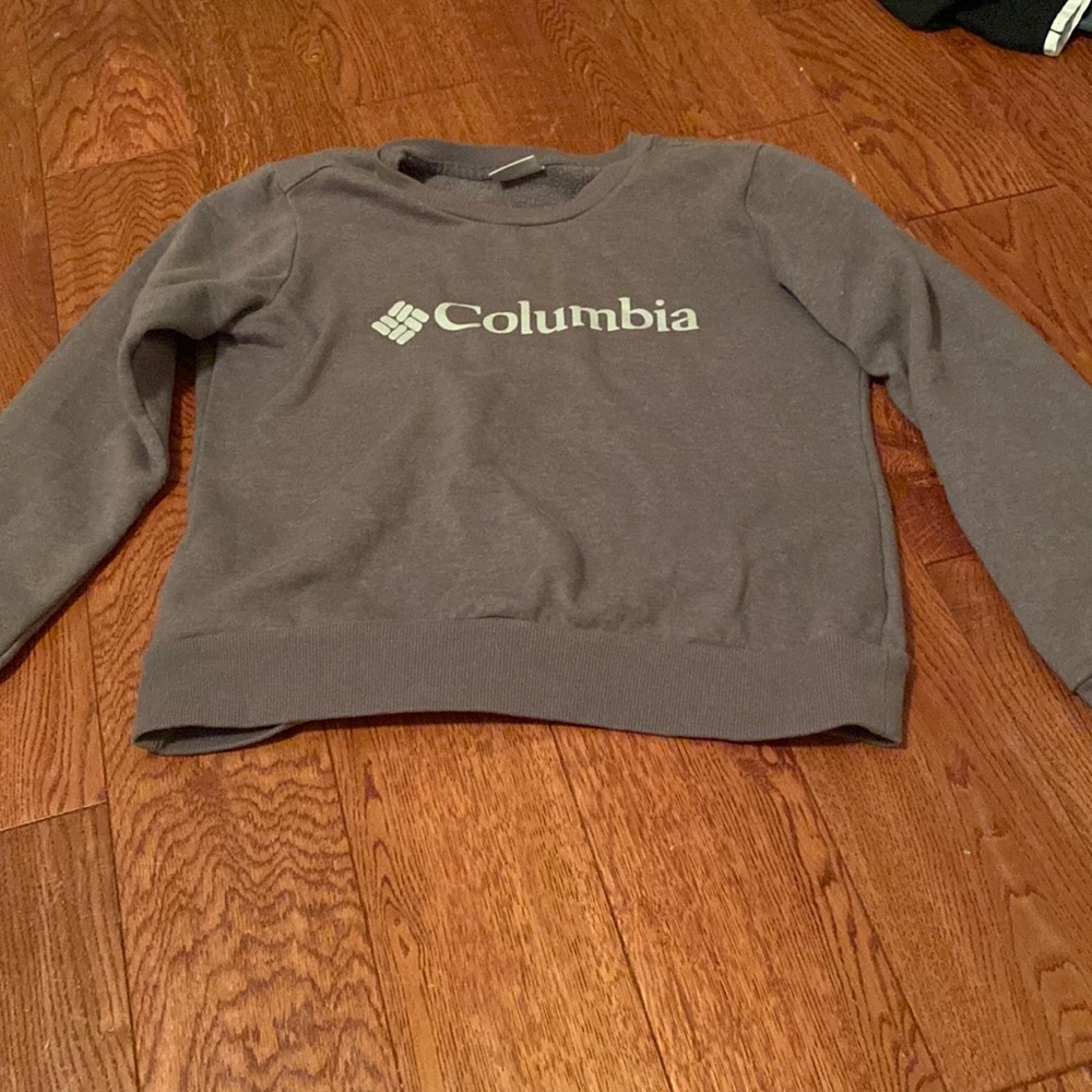 Columbia sweatshirt